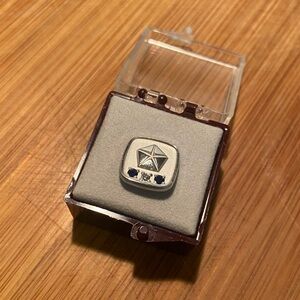 Chrysler MOPAR service pin award